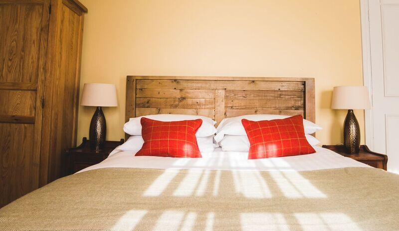 Black Swan Hotel Devizes Ngoại thất bức ảnh